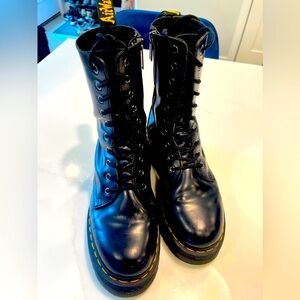 Dr. Martens Jadon Hi Boot Smooth Leather Platforms